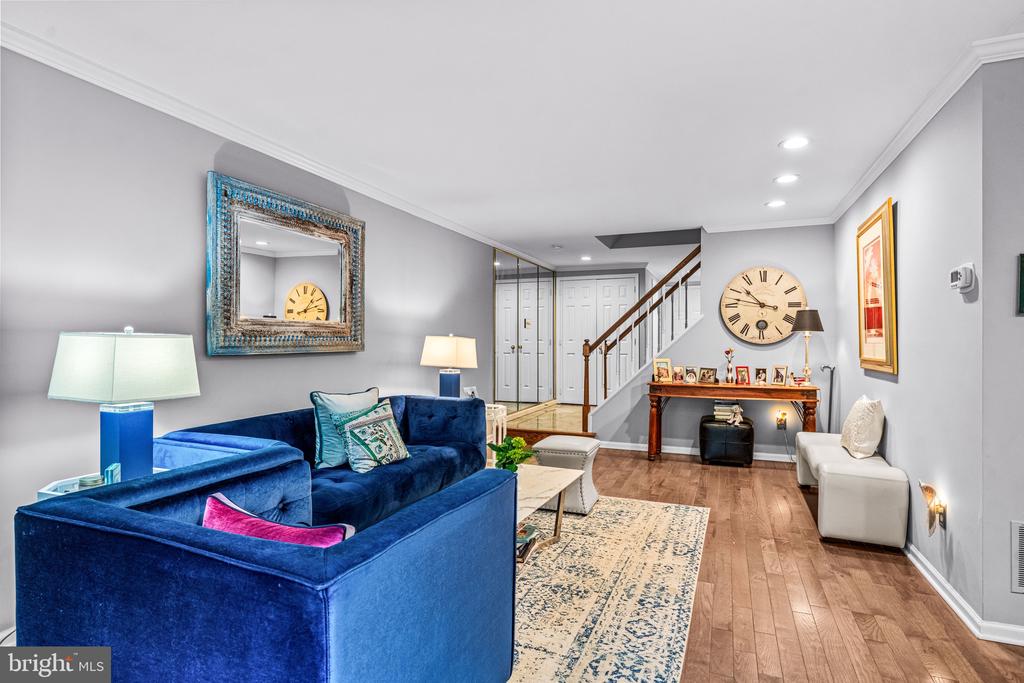 352 PAOLI WOODS DRIVE