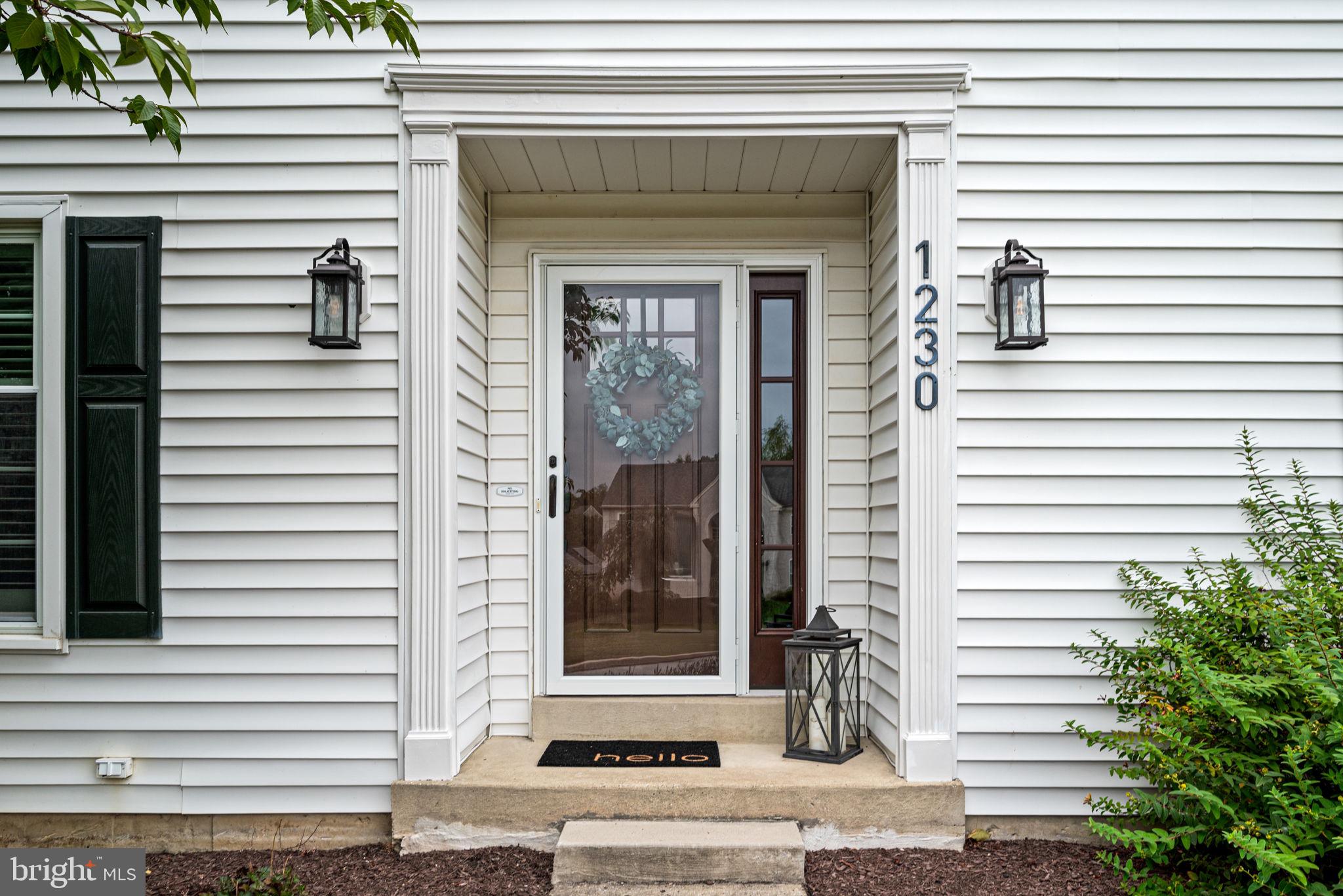 1230 N ASHBROOKE DRIVE