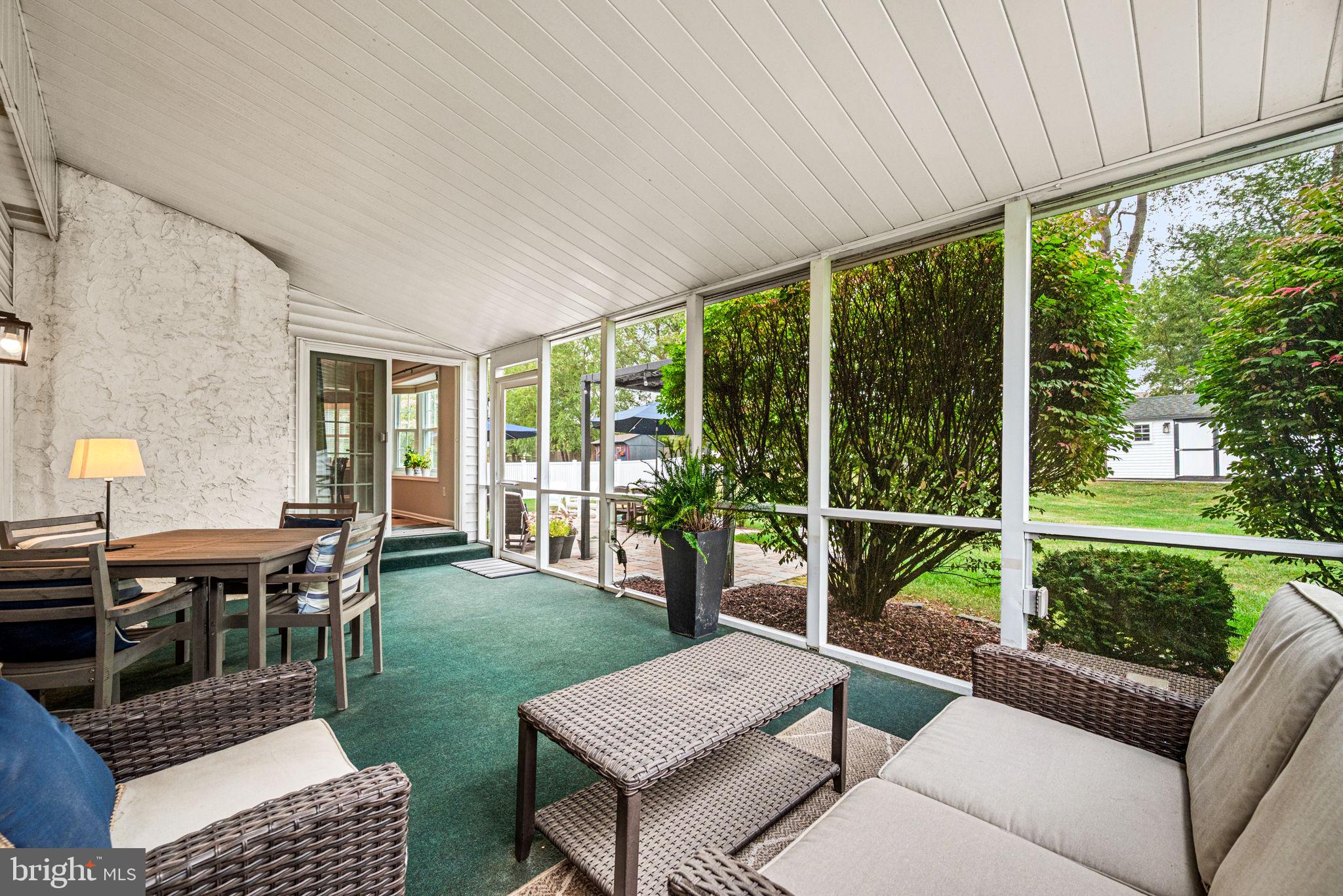 1230 N ASHBROOKE DRIVE