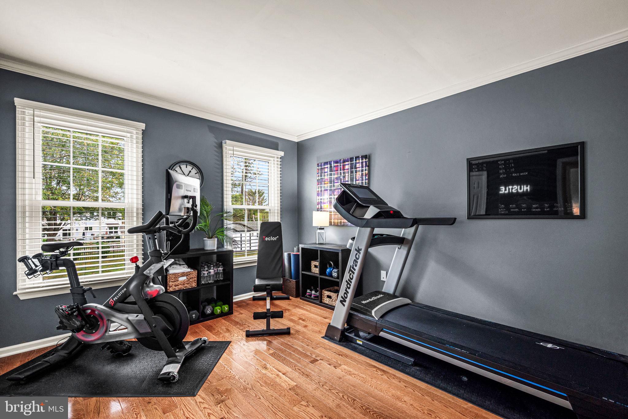 1230 N ASHBROOKE DRIVE