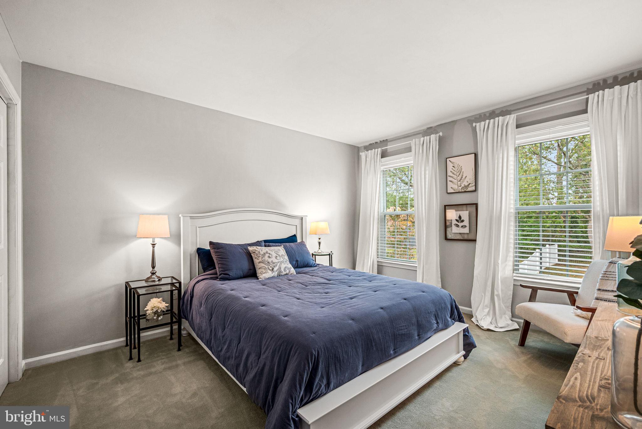 1230 N ASHBROOKE DRIVE