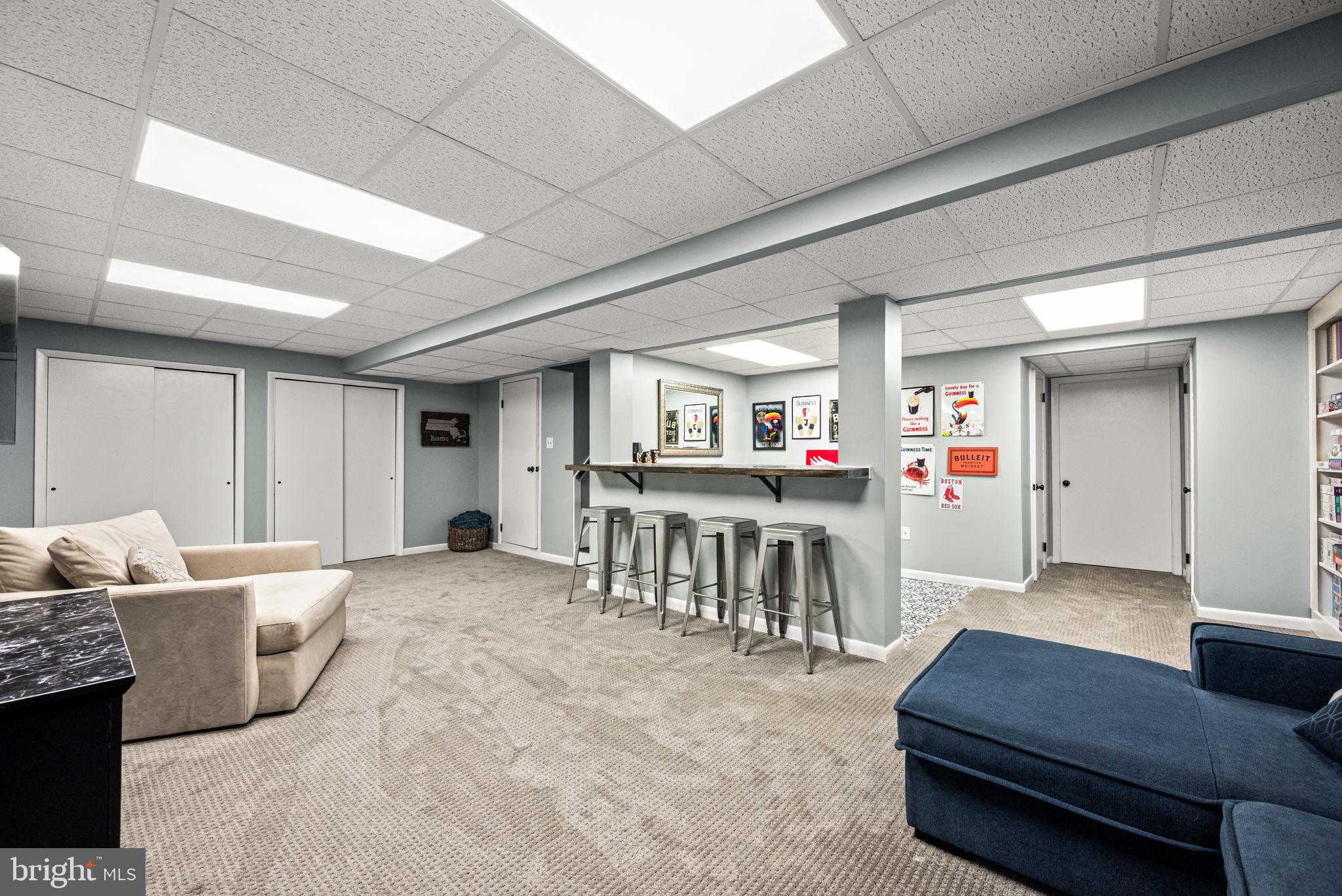 1230 N ASHBROOKE DRIVE