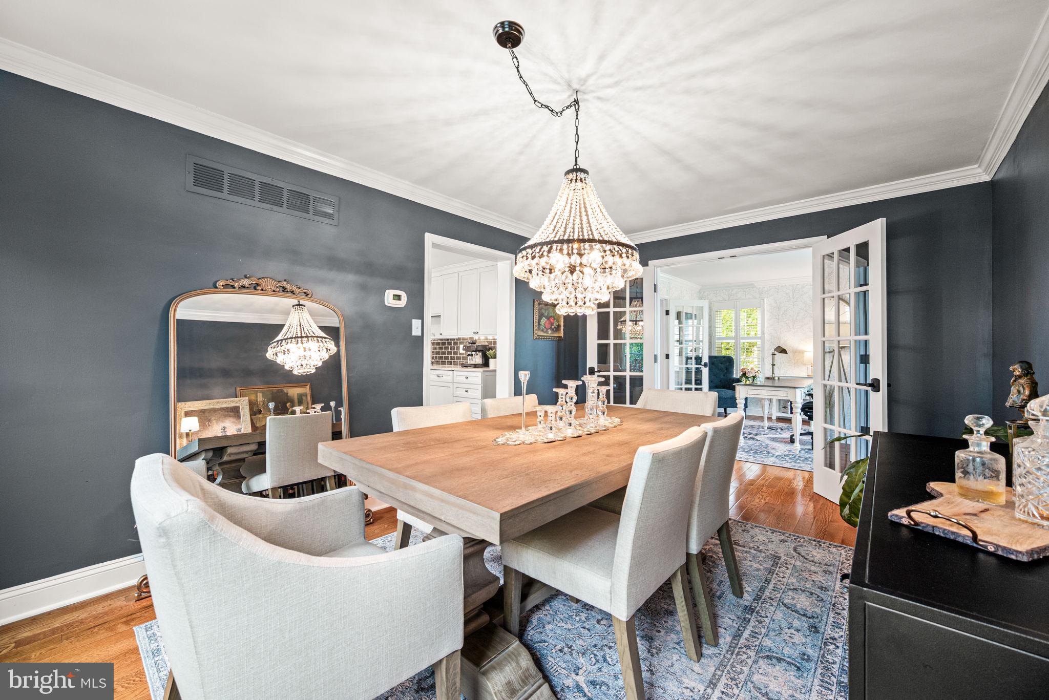 1230 N ASHBROOKE DRIVE