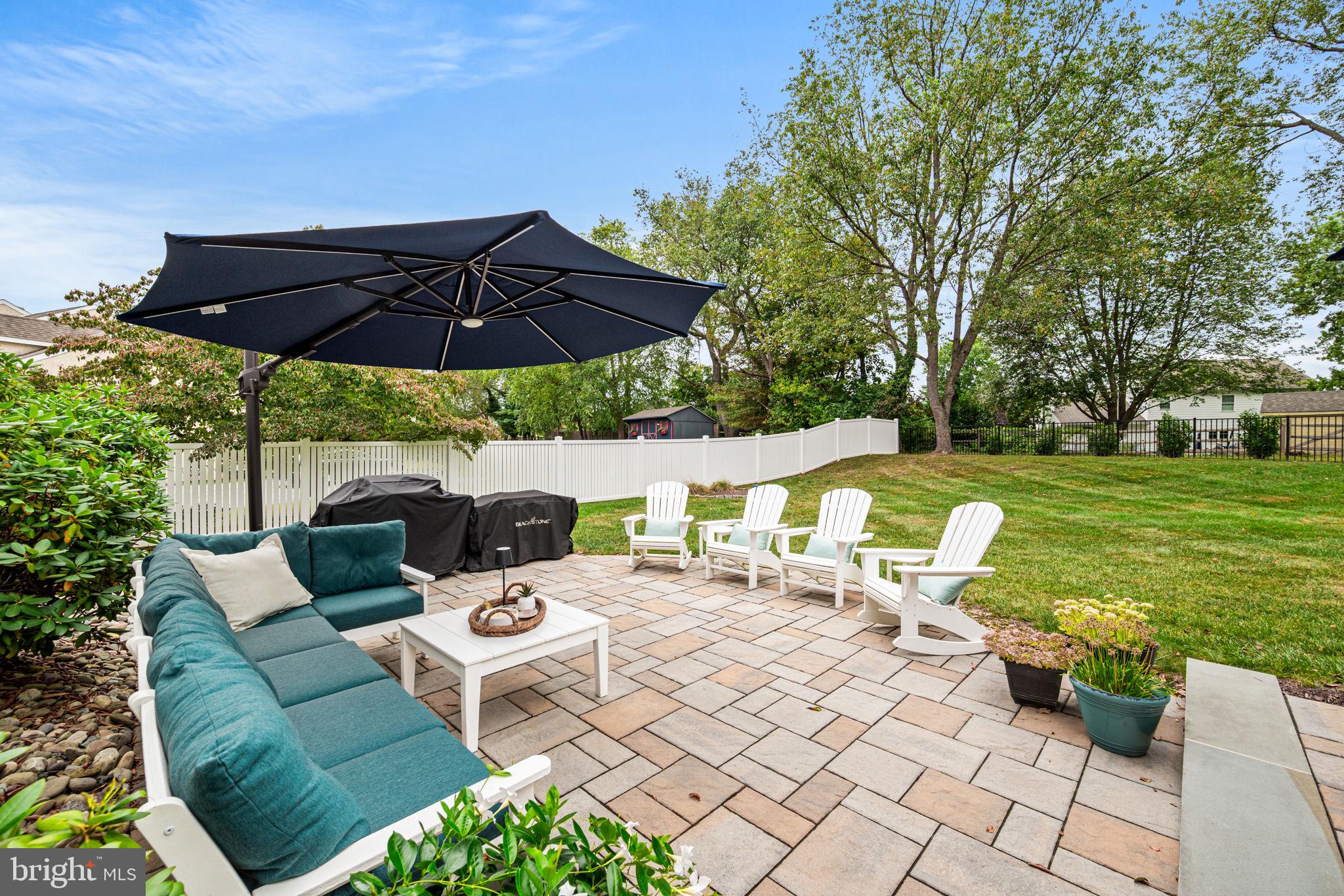 1230 N ASHBROOKE DRIVE