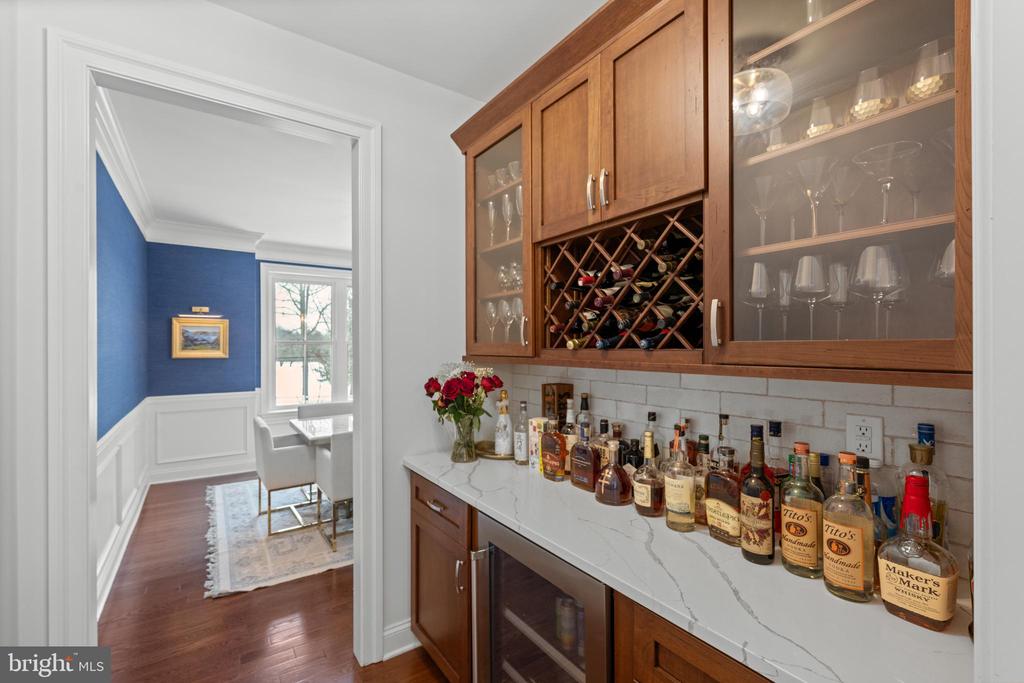 814 NEWTOWN ROAD