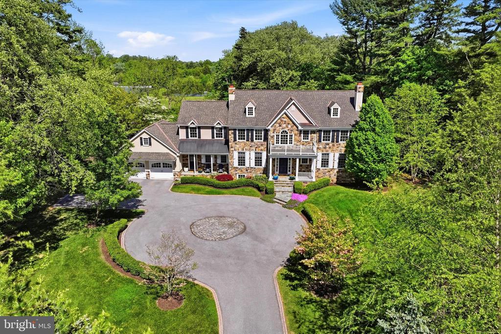 1479 SUGARTOWN ROAD