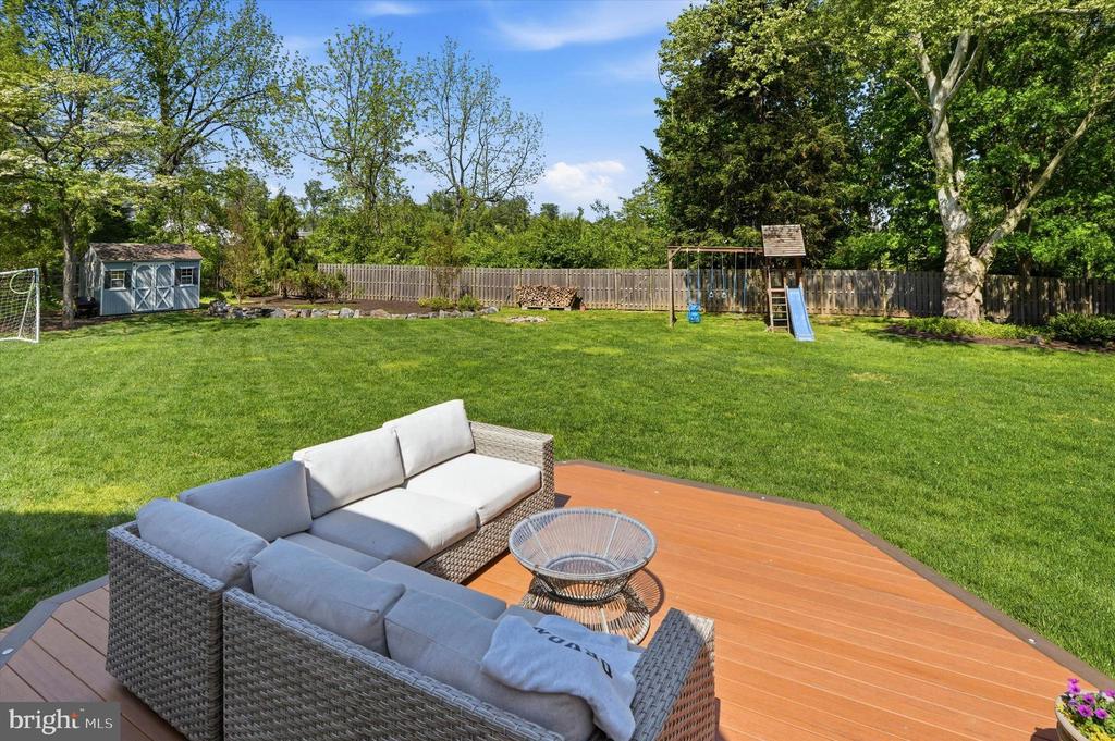1479 SUGARTOWN ROAD