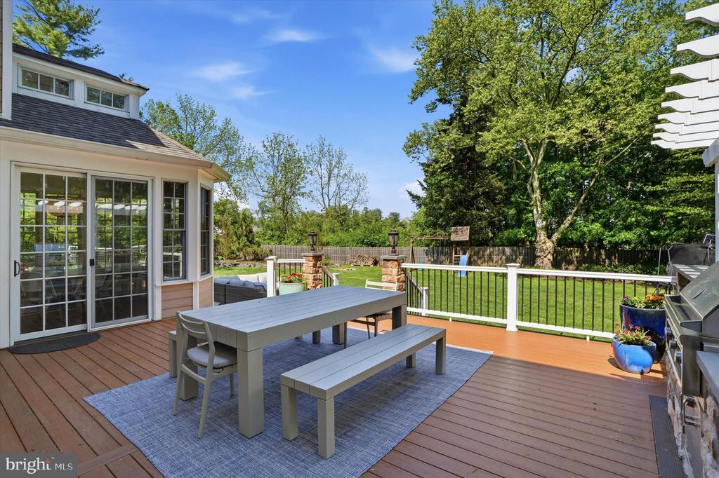 1479 SUGARTOWN ROAD