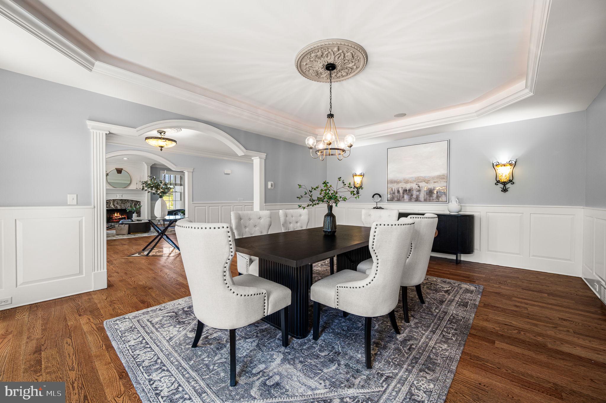26 COLONIAL DRIVE