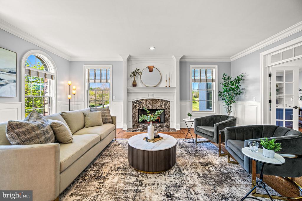26 COLONIAL DRIVE