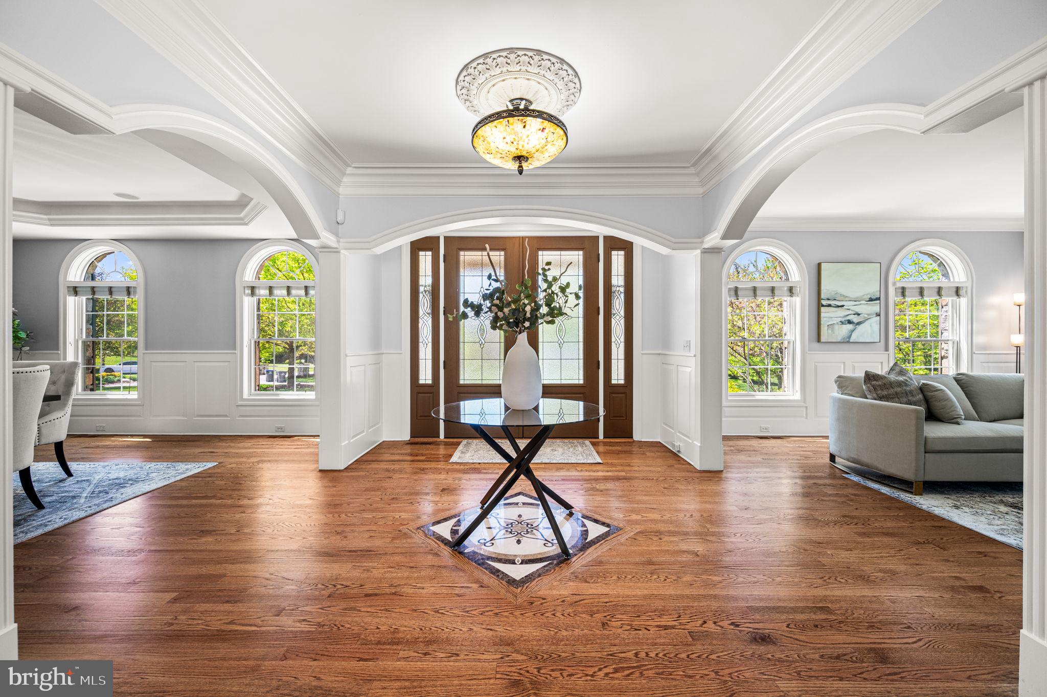 26 COLONIAL DRIVE