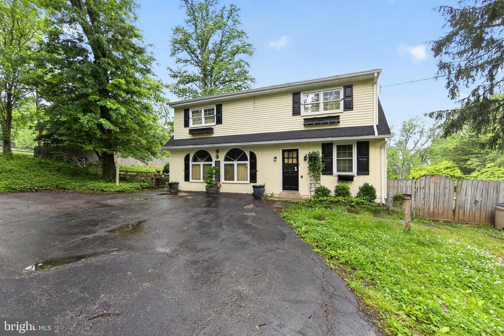 4091 TINKER HILL RD