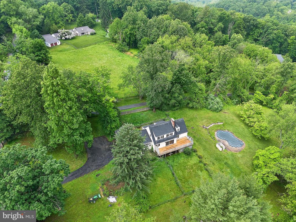 4091 TINKER HILL RD