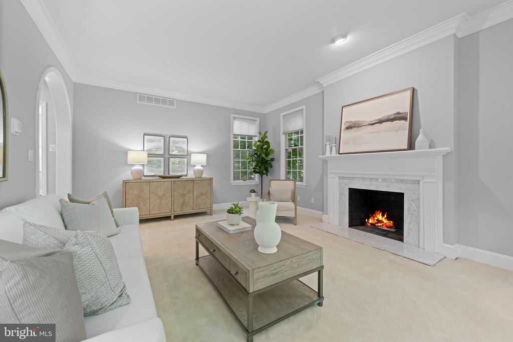 1285 FARM ROAD