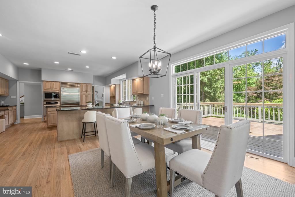1285 FARM ROAD
