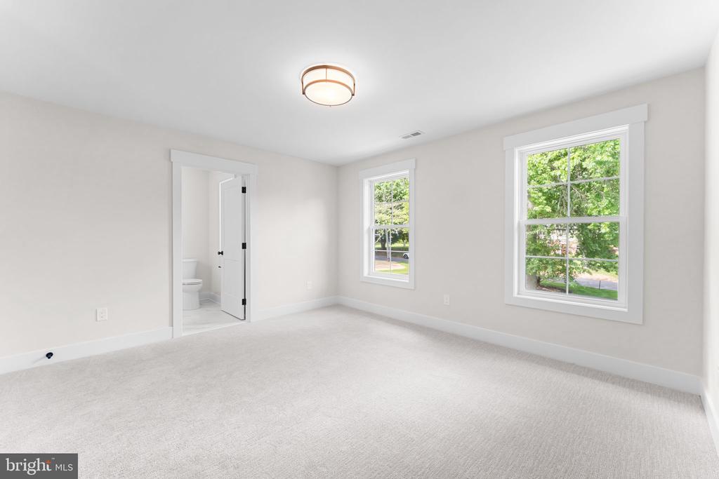 17 HICKORY LANE
