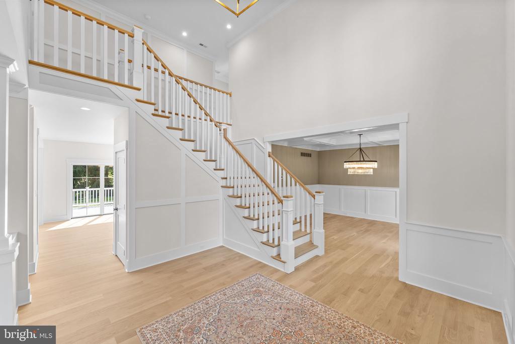17 HICKORY LANE