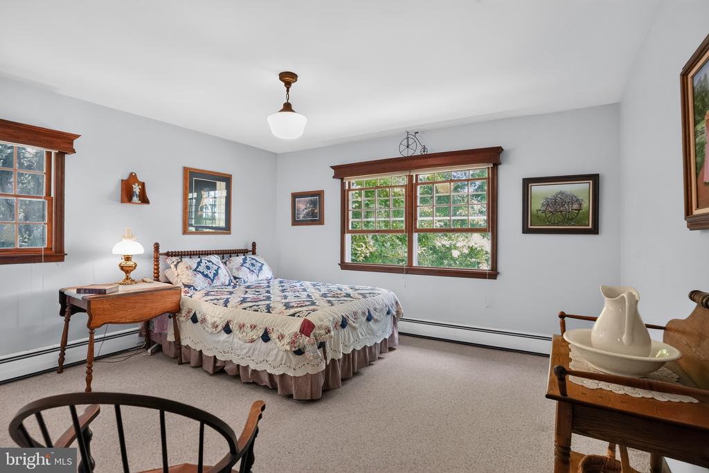 272 PIGEON CREEK ROAD