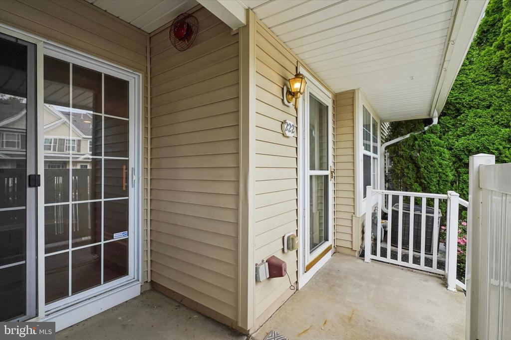 222 FLAGSTONE ROAD Unit: 7