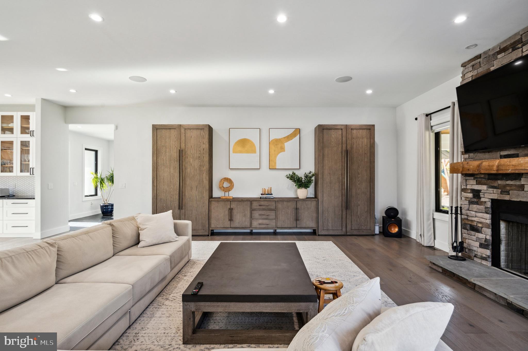 269 SMITHBRIDGE ROAD