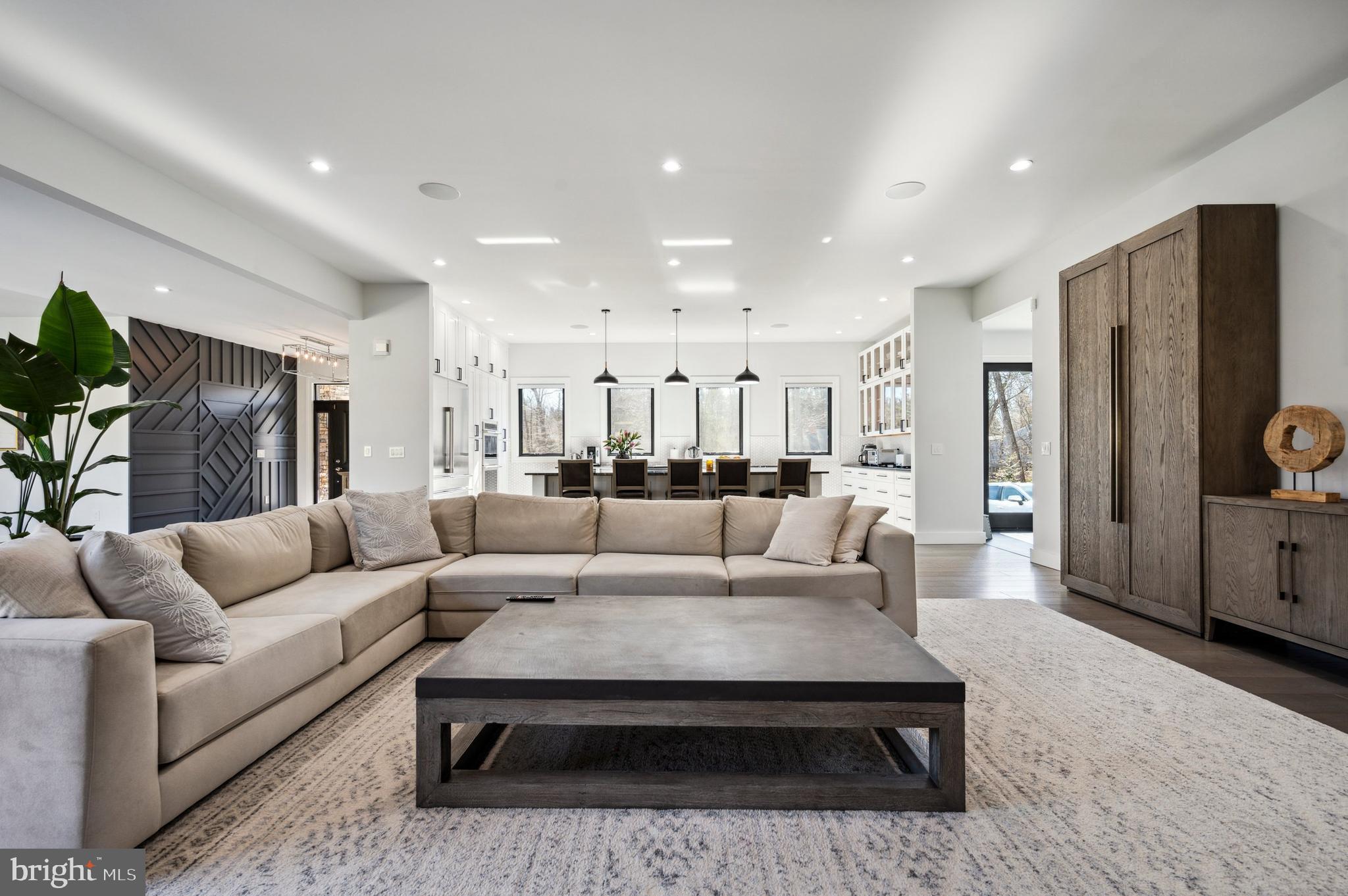 269 SMITHBRIDGE ROAD