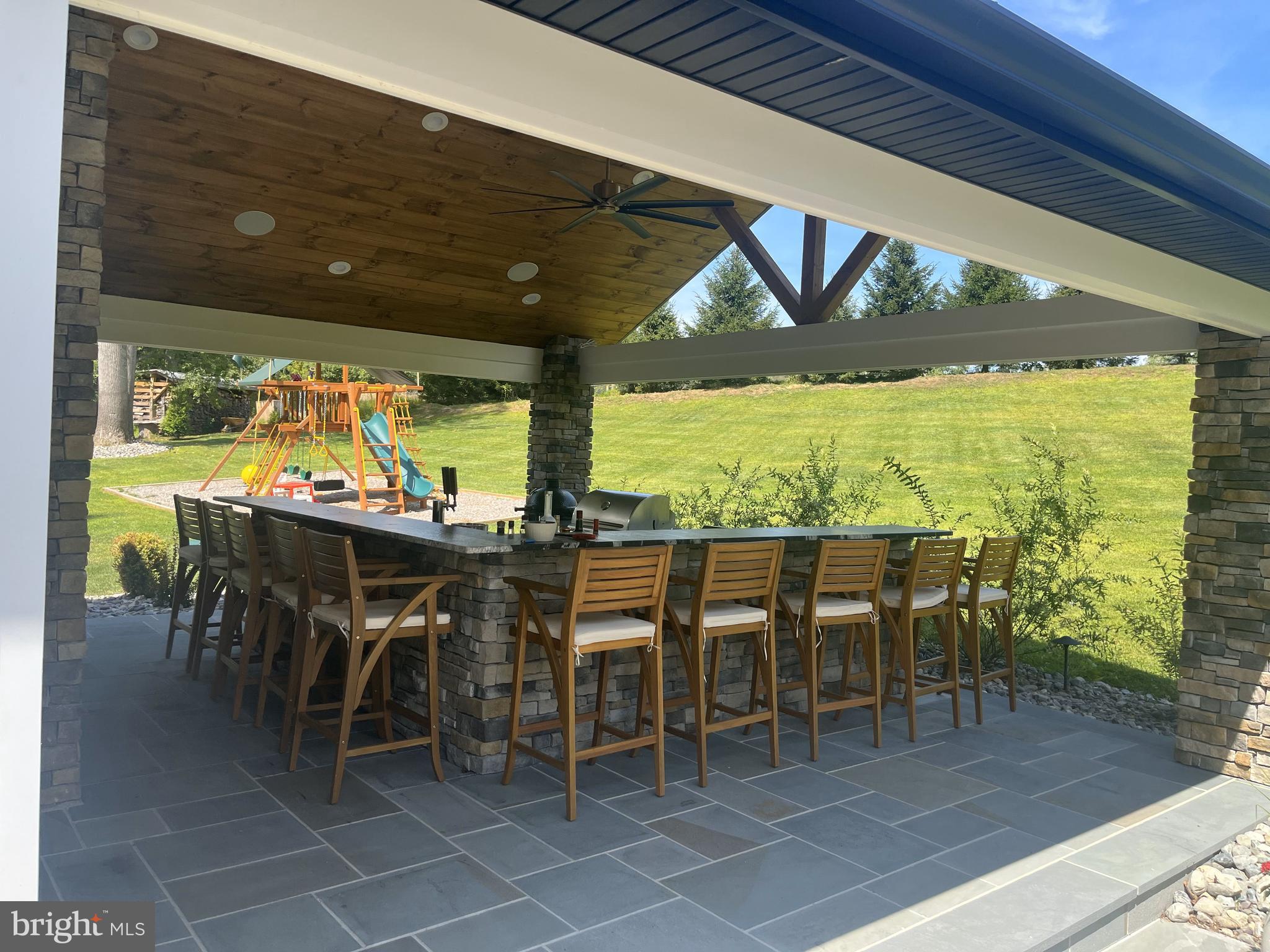 269 SMITHBRIDGE ROAD