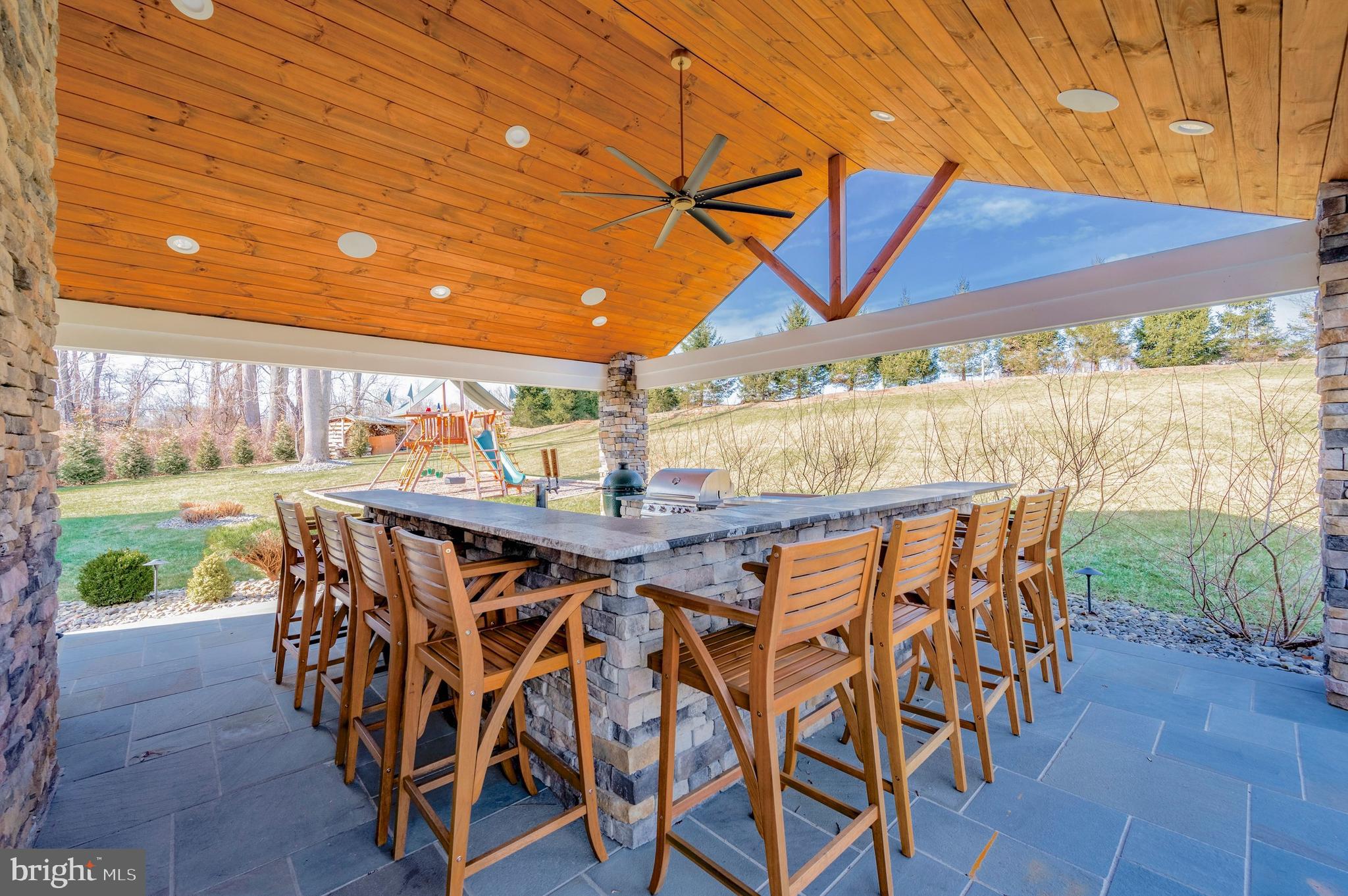 269 SMITHBRIDGE ROAD