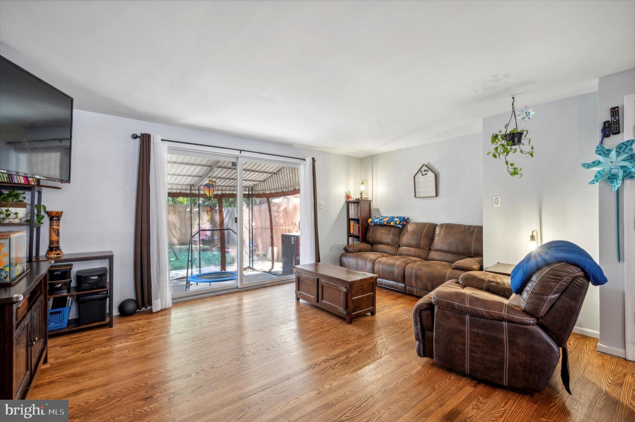 2007 VALLEY VIEW DRIVE