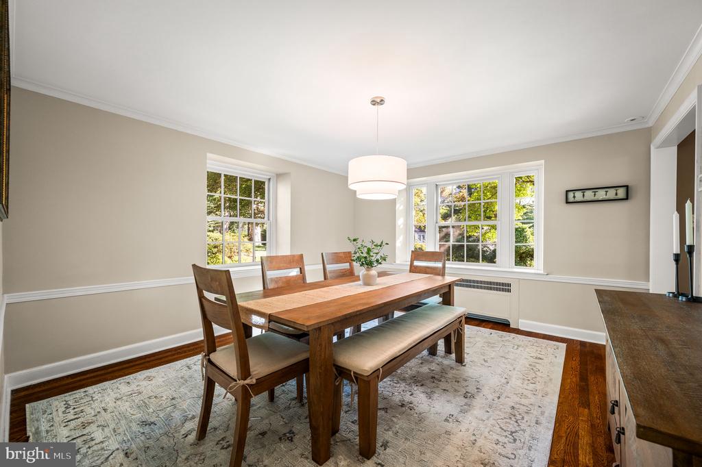 2608 SAINT DAVIDS LANE