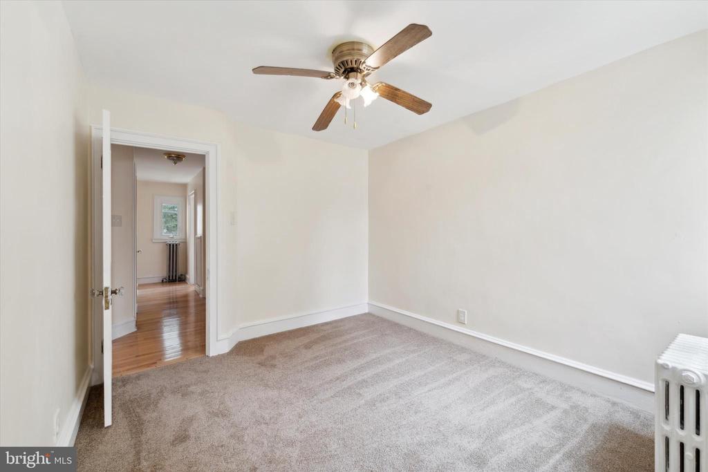162 W BALTIMORE AVENUE
