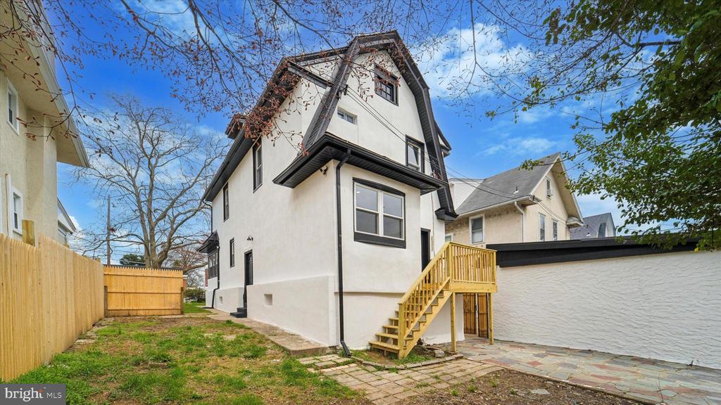 268 BURMONT ROAD