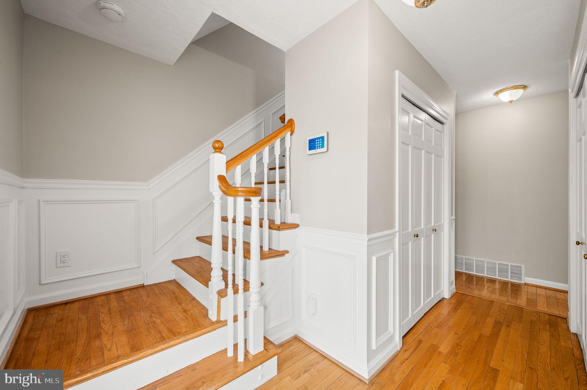 698 BURDETT DRIVE