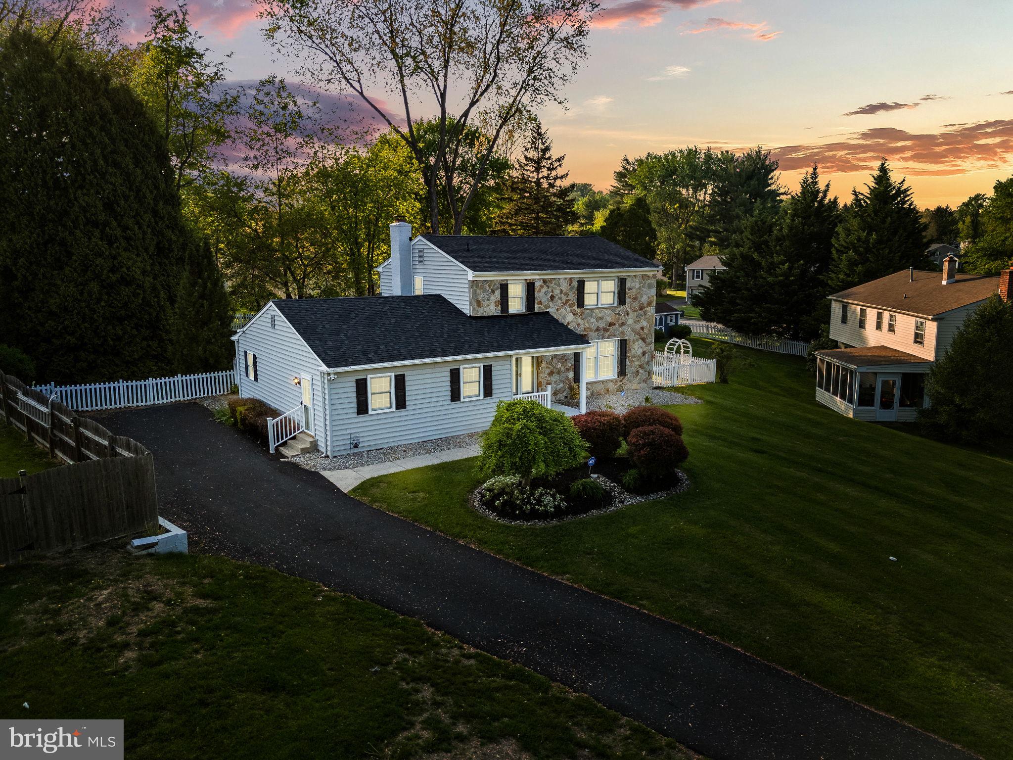 698 BURDETT DRIVE