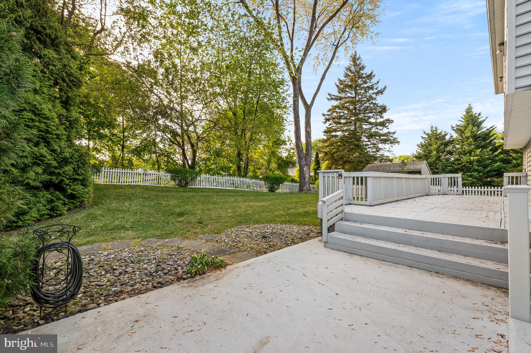 698 BURDETT DRIVE