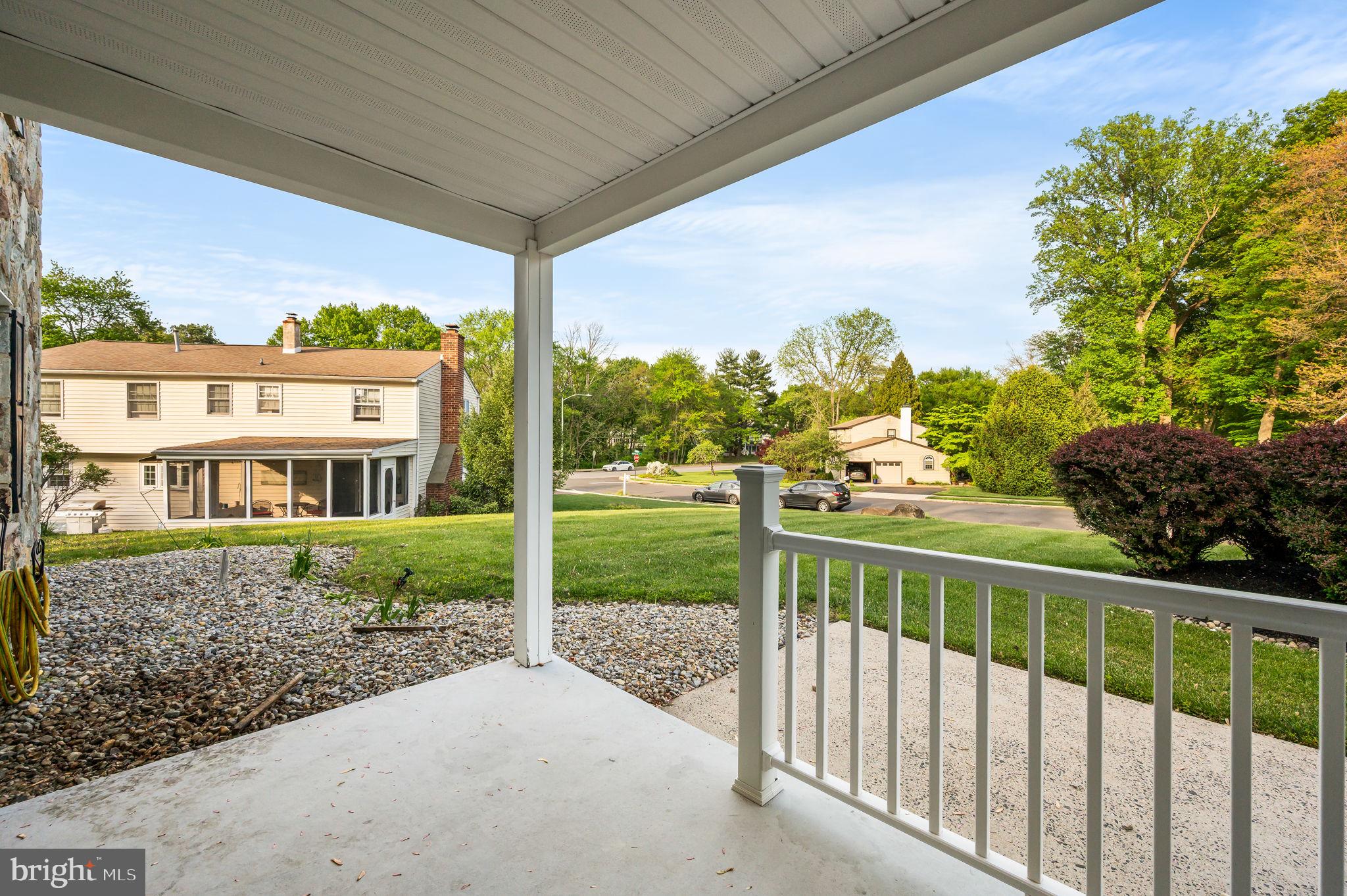 698 BURDETT DRIVE
