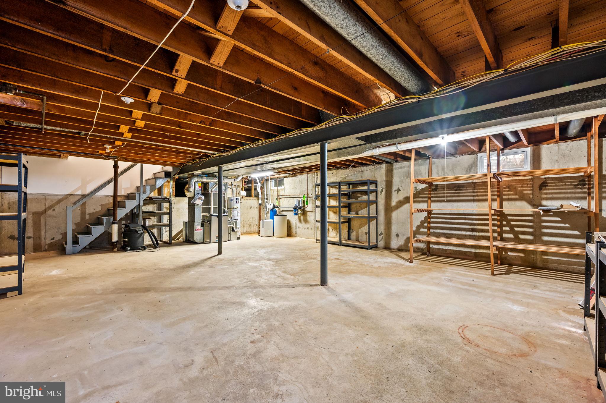698 BURDETT DRIVE