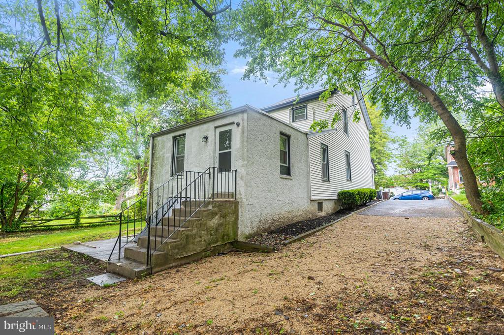 410 10TH STREET