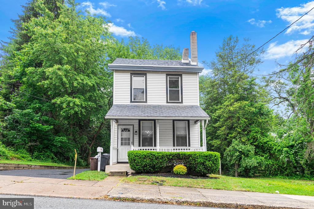 410 10TH STREET