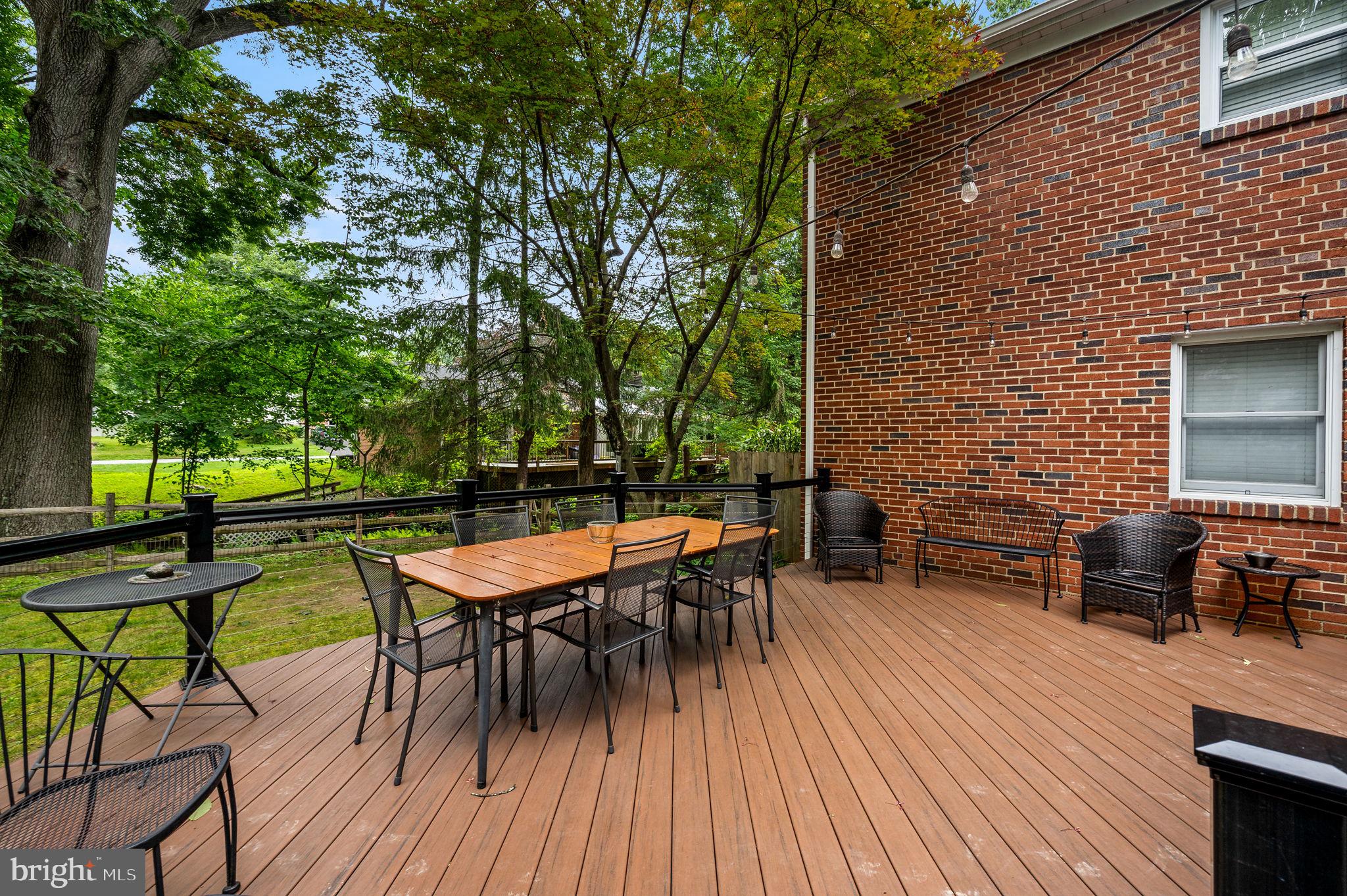 403 SCOTT LANE