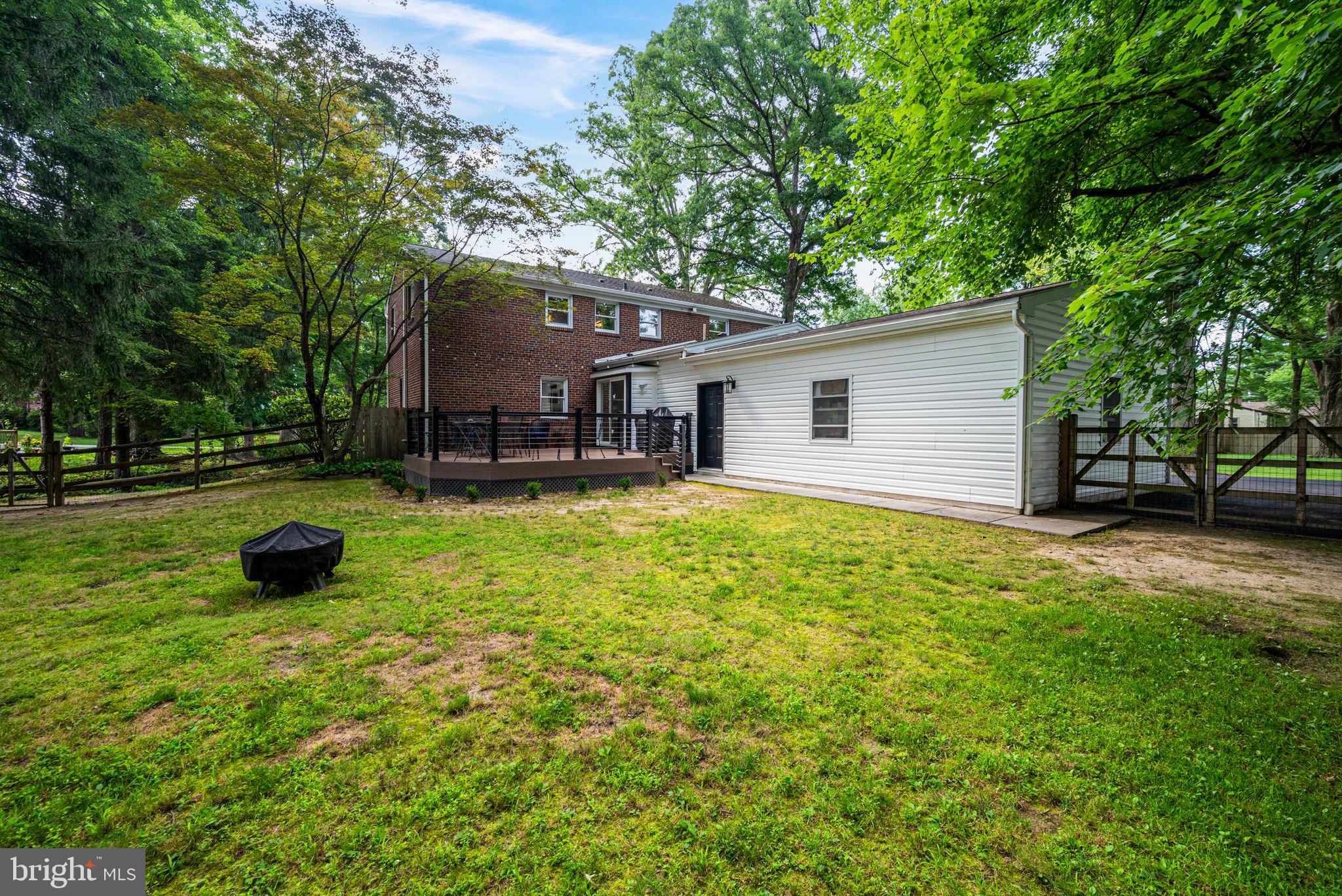 403 SCOTT LANE