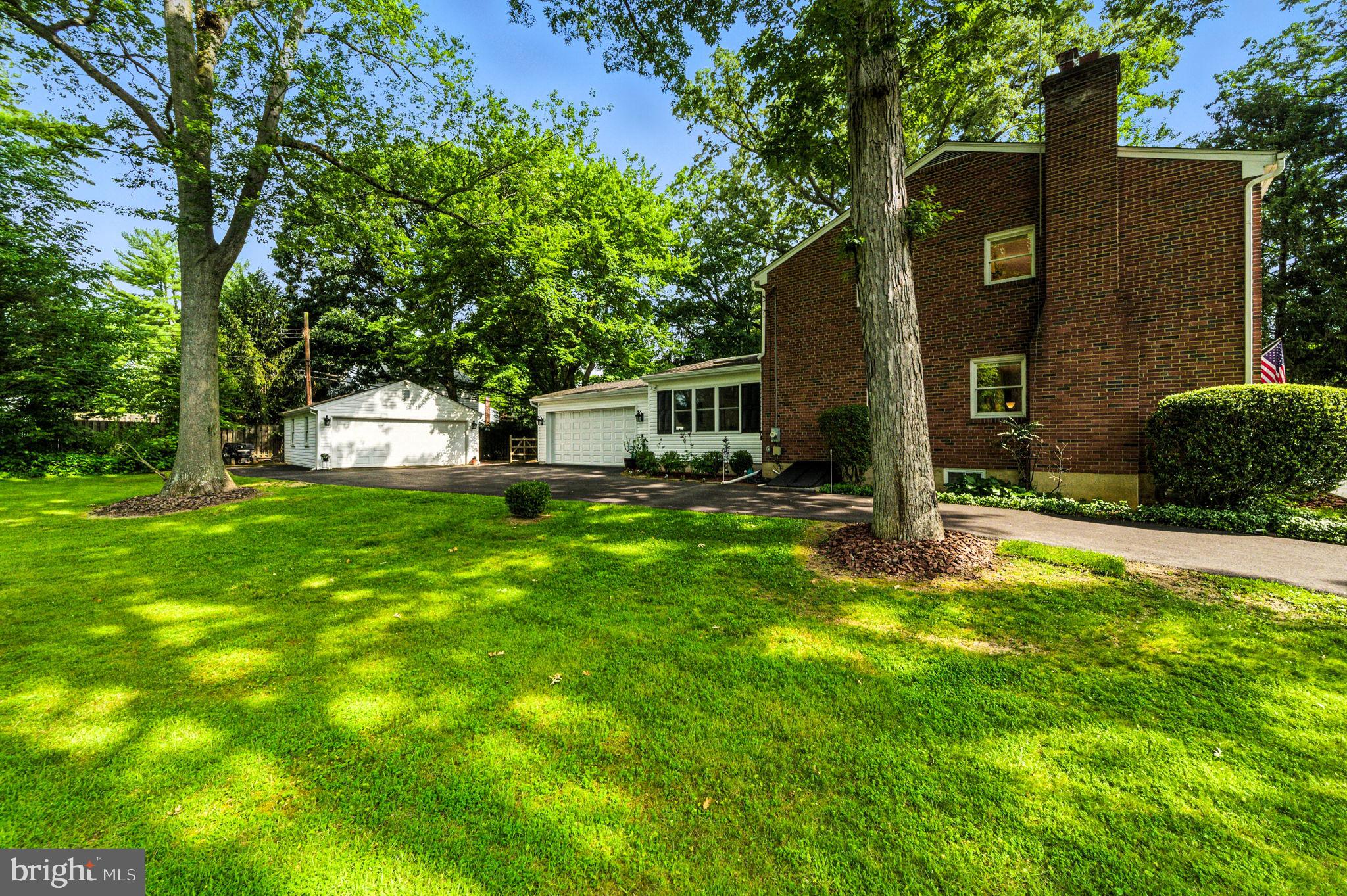 403 SCOTT LANE