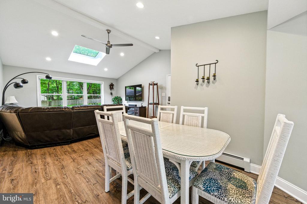 403 SCOTT LANE