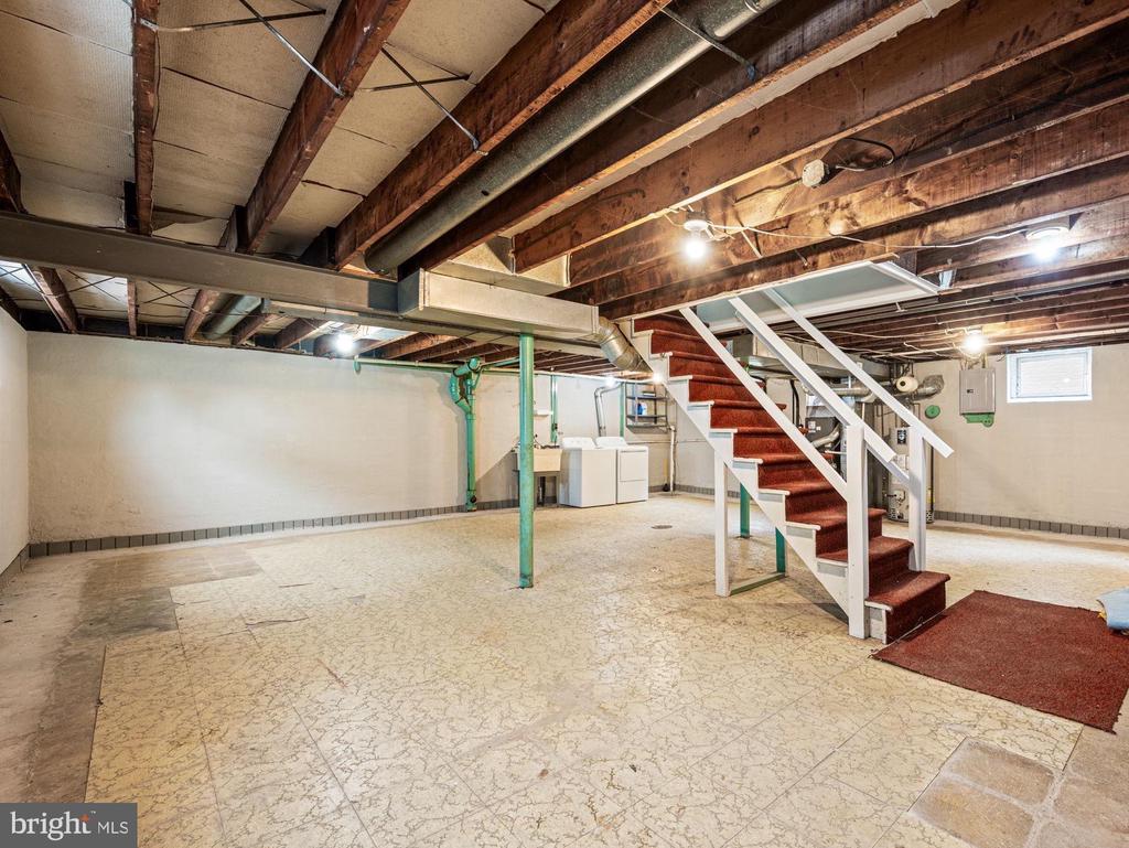 219 FOLSOM AVENUE