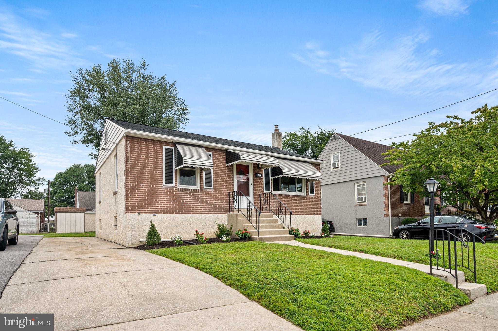 219 FOLSOM AVENUE