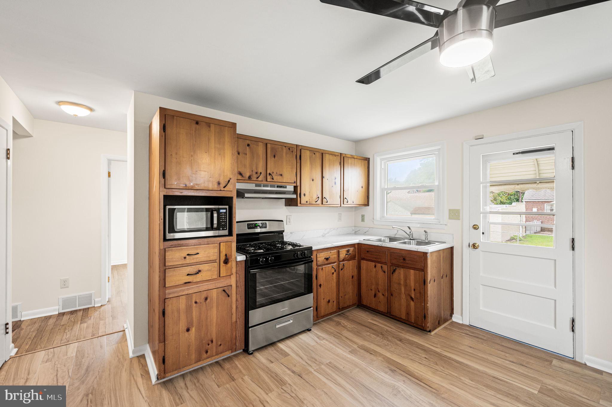 219 FOLSOM AVENUE
