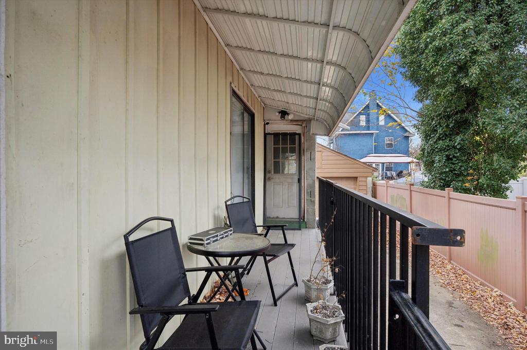 32 ELDER AVENUE
