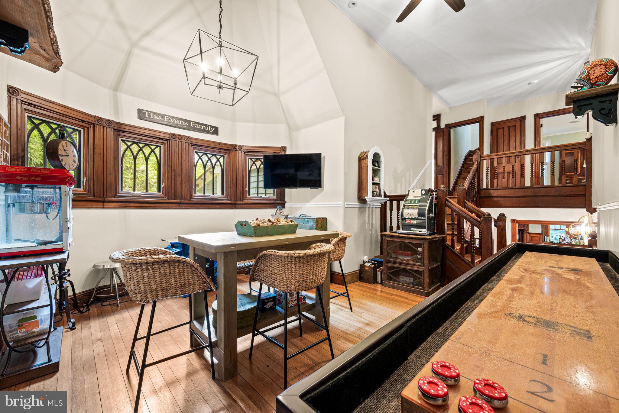 118 WALNUT AVENUE