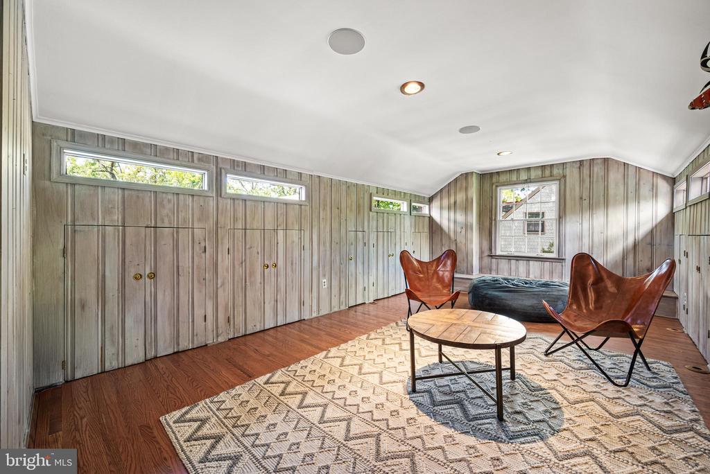 118 WALNUT AVENUE