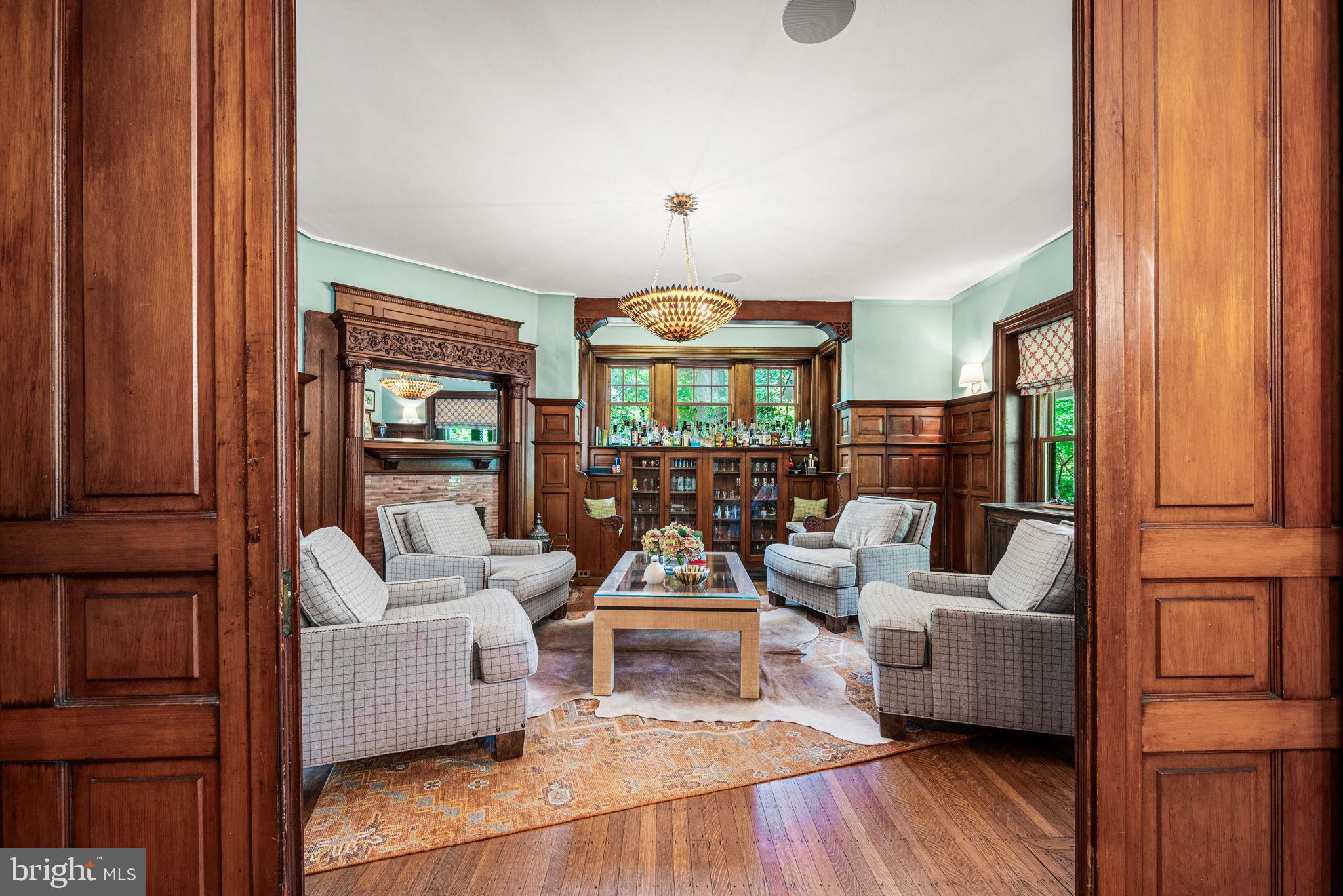 118 WALNUT AVENUE