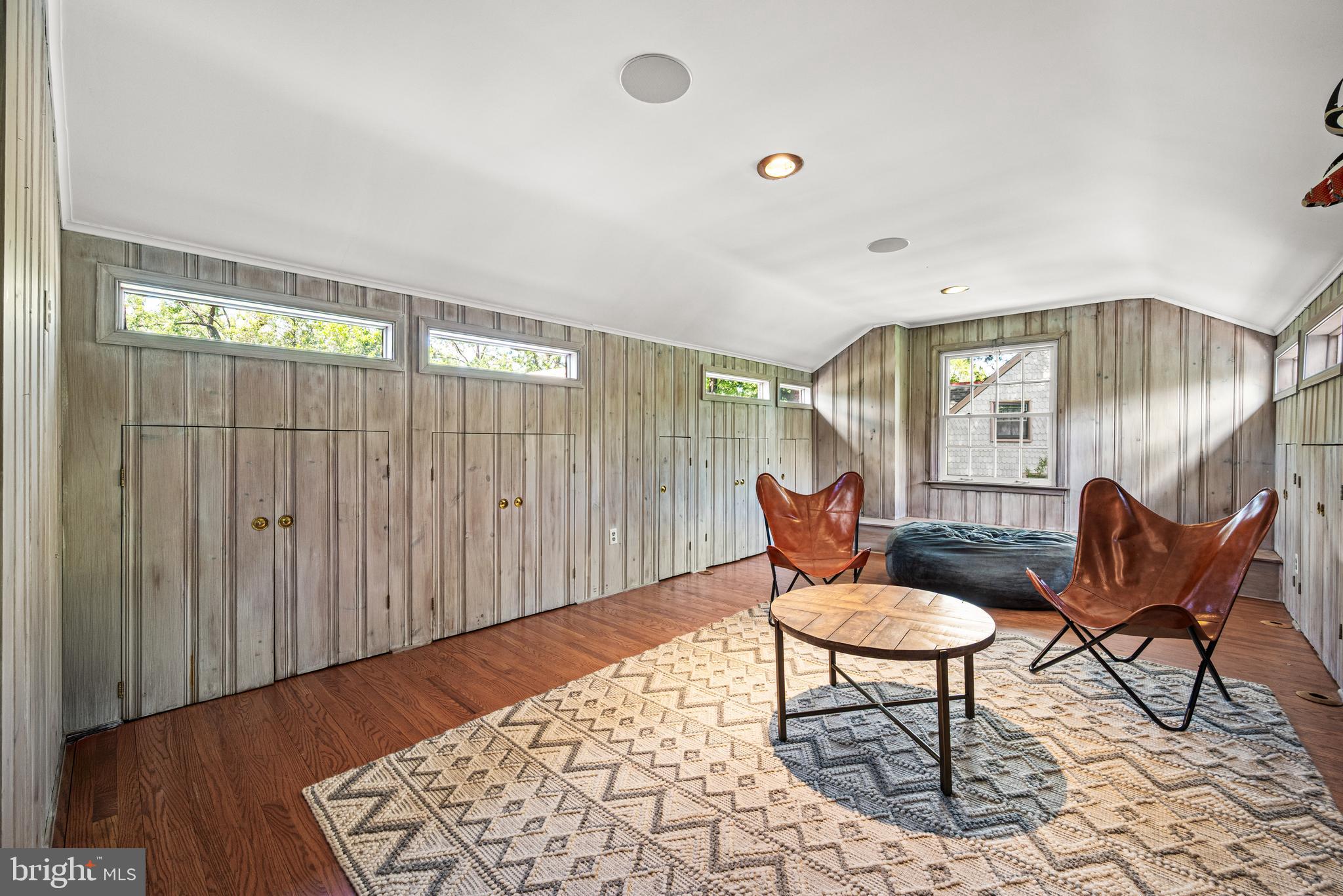 118 WALNUT AVENUE